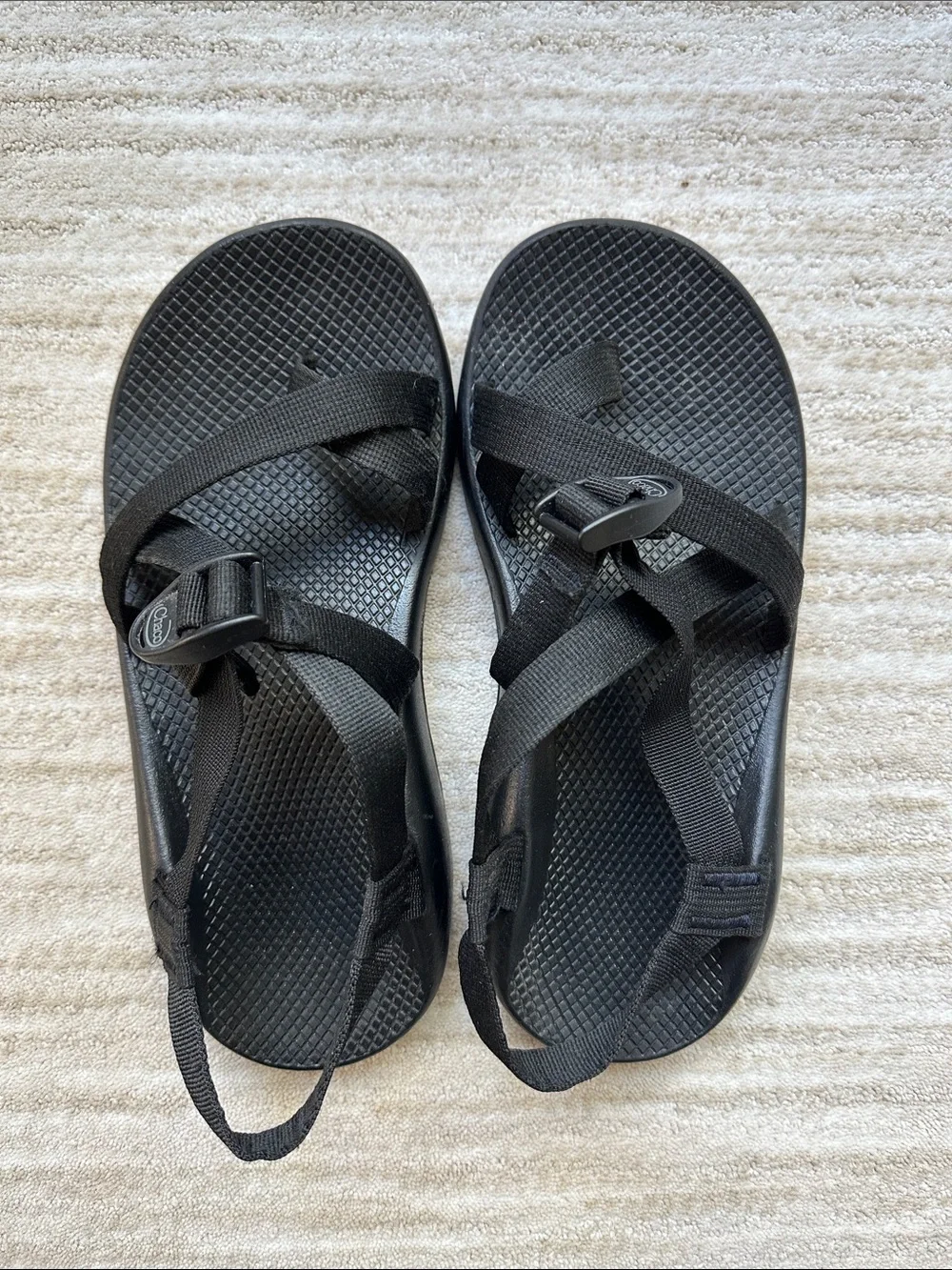 EUC Chaco Men's Z/2 Classic Sandals With Toe Loop Outdoor J105427W Black Size 10